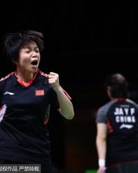  雄鹿横扫对手晋级东部四强  