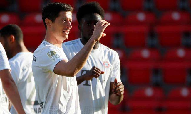  德甲VAR争议判罚，柏林联合主帅怒斥不公  