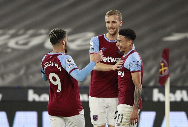  利兹联惨败西汉姆联班福德错失破门良机  